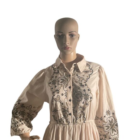 DressNaoo Women’s Size M Navy/Ivory Sleeve and Collar embroidery Detail Dress - Picture 2 of 14